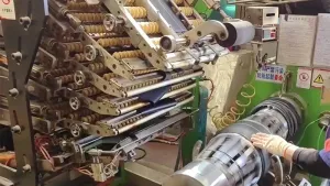 ماكينة بناء إطارات الدراجات النارية (بنظام الرفع الزنبركي)